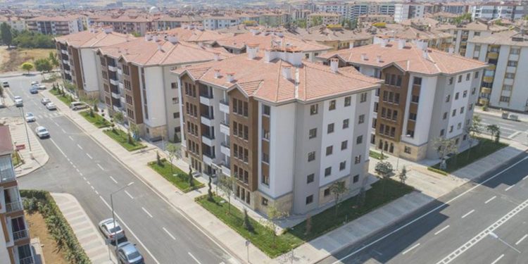 Erdoğan açıkladı! Ekim ve Kasım ayında sarsıntı konutlarını teslim edeceğiz