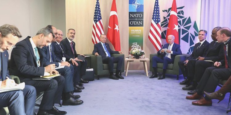 Erdoğan-Biden görüşmesi başladı! Tarihi dorukta kritik anlar!