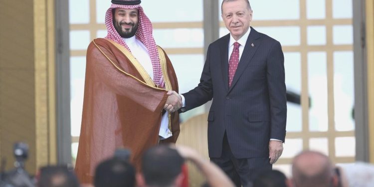 Erdoğan, Suudi Arabistan Veliaht Prensi Selman ile görüştü