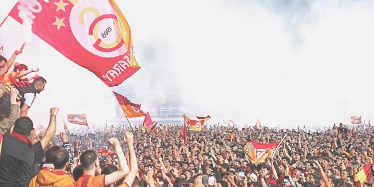 Galatasaray’da maksat 50 milyon dolarlık sponsorluk geliri