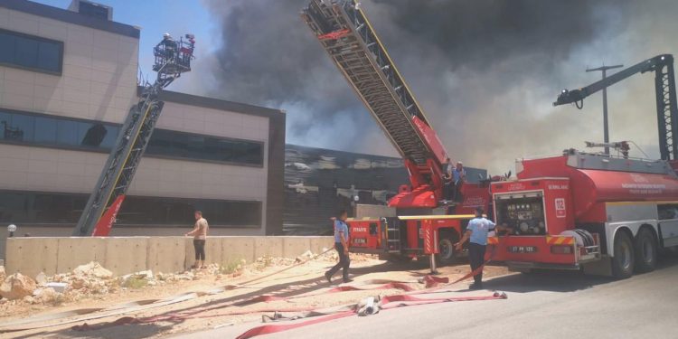Gaziantep’te organize sanayi bölgesinde fabrika yangını