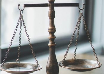 İsimli ve idari yargıda 170 hakim ve savcının yeri değişti