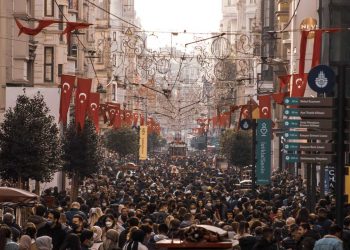 İstanbul’da yabancılara oturum müsaadeleri geçen martta durdurulmuş