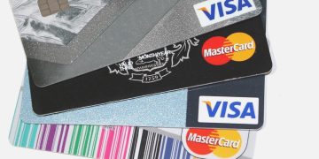 Kredi kartı ve ticari kredi faizleri arttırıldı