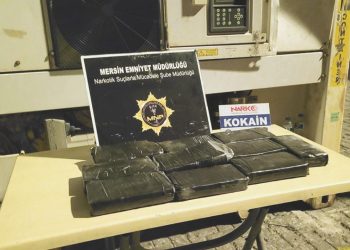 Mersin’deki limanda 11 kilogram kokain bulundu