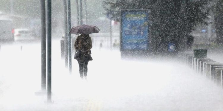 Meteoroloji uyardı: Gök gürültülü sağanak geliyor!