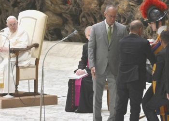 Papa’dan kuran yakılmasına reaksiyon: Tiksiniyorum