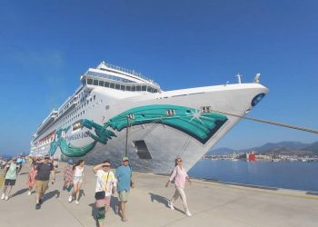 Rekor: Kruvaziyerle altı ayda yarım milyon turist geldi