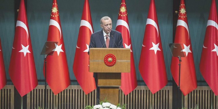 Son dakika…Memur ve emekli maaşı artırımıyla ilgili Erdoğan’dan beklenen açıklama