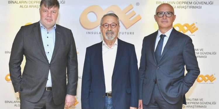 Su yalıtımı binaları zelzeleye karşı koruyor