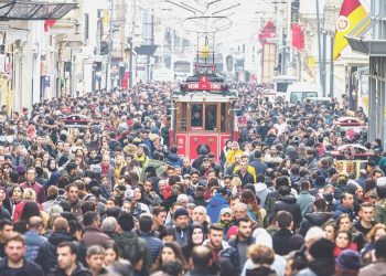 Taksim’de patlama sesi duyuldu, torpil çıktı!