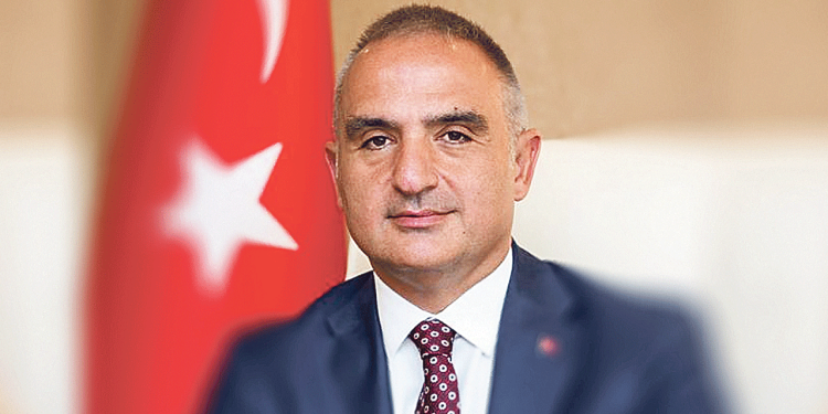 Turizm Bakanı Ersoy: Esarete asla boyun eğmedik, diz çökmedik