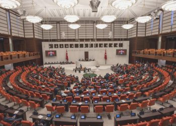 Yedi partinin mali hesaplarına onay