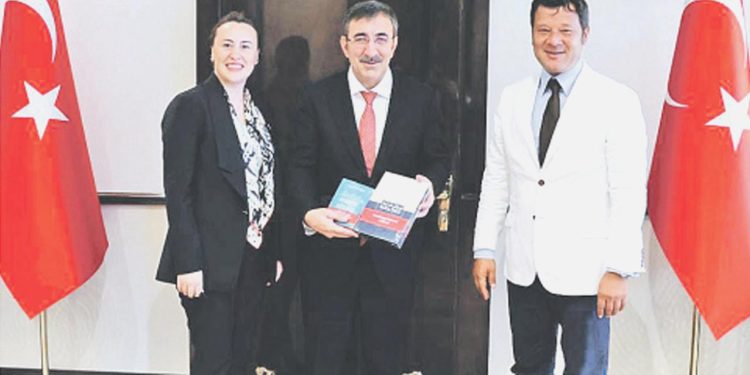 Yılmaz 12’nci Kalkınma Planı ve OVP’nin önceliklerini Dünya’ya açıkladı: Tasarruf ve verimlilik