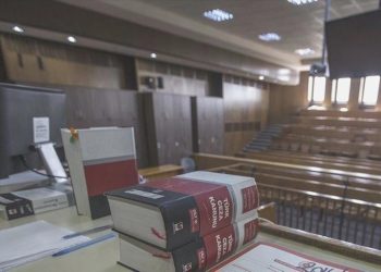 Zelzelede 25 kişinin can verdiği binada taşıyıcı kolandan tesisat geçirilmiş!