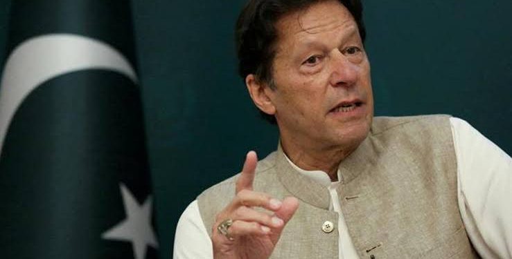 Pakistan’ın eski Başbakanı Imran Khan, yolsuzluk davasında suçlu bulundu