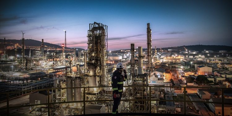 Tüpraş’ın 6 aylık net kârında artış