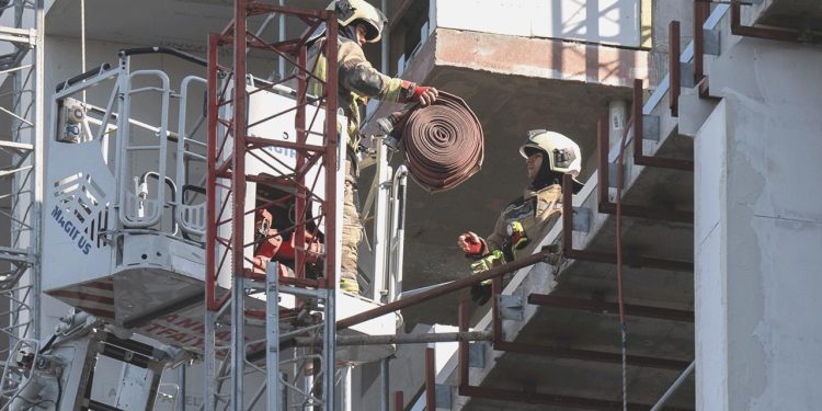 Ankara’da inşaat halindeki bir sitede yangın çıktı