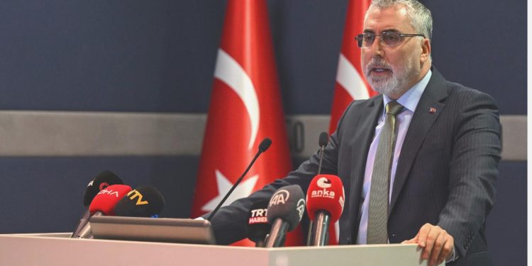 Bakan Işıkhan: İŞKUR aracılığıyla 103 bin 500 kişi işe yerleştirildi