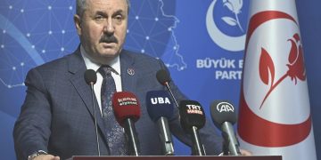 BBP Genel Lideri Destici: Geliri az olandan ya da üretenden asla bir vergi alınmamalı