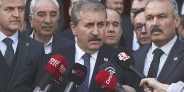 BBP Genel Lideri Destici’den ’emekliye zam’ daveti