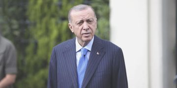 Erdoğan’dan Mete Gazoz’a tebrik telefonu