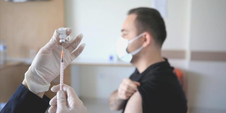 Eris varyantı Türkiye’de görüldü mü? Bilim Şurası üyesi, yeni durumu anlattı