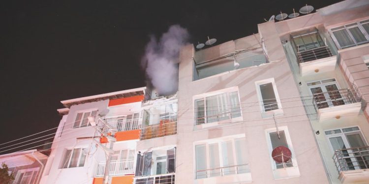 Eskişehir’de binada patlama: 1 meyyit