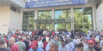 İzmir’de belediyenin iki şirketinde iş bırakma hareketi