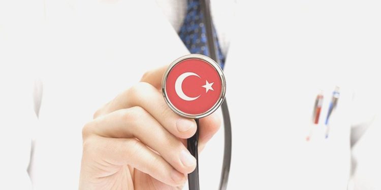 Koca’dan ‘Taban ödemesi hekimlerin kaybına yol açacak’ tenkidine karşılık