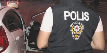 Mardin’de kayıp sanılan çocuk komşusunun bahçesinde uyurken bulundu