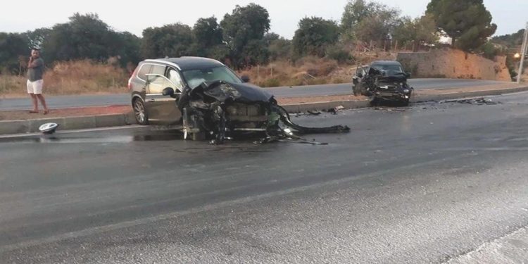 Oyuncu Olgun Şimşek, Bodrum’da trafik kazası geçirdi