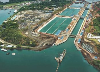 Panama Kanalı’nda bekleme müddeti 1 ayda 5 katına çıktı