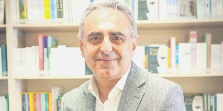 Prof. Dr. Gökçen Orhan vazife odasında meyyit bulundu