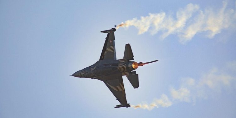 SOLOTÜRK Afyonkarahisar’da uçtu