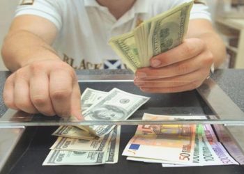 TCMB’nin faiz kararı Dolar ve Euro’yu nasıl etkiledi?