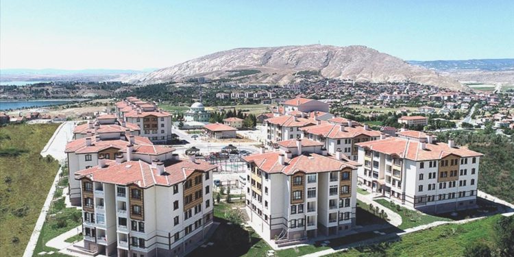 TOKİ’den Konya Ardıçlı Projesi’ndeki konutların anahtar teslimine ait açıklama