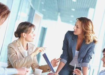 Türkiye’de aktif teşebbüslerin yüzde 43,7’si hizmet kesiminde yer aldı