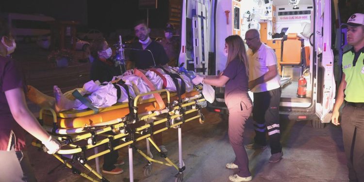 Yalova’da hastanede yangın çıktı: 61 hasta sevk edildi