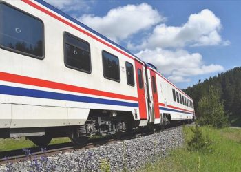 Zelzele bölgesine yardım taşıyan tren sayısı 170’e ulaştı