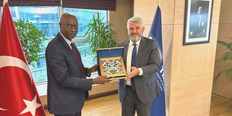 Zimbabve heyeti TMSF’yi ziyaret etti