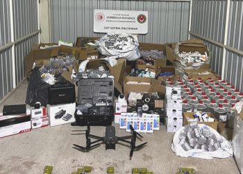 25 milyon liralık kaçak eşyaya el konuldu