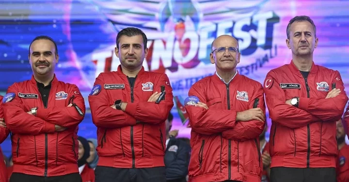 Bakan Şimşek: Katma değeri çok yüksek ürünler üreteceğiz