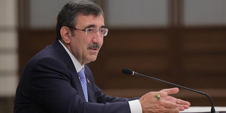 Cevdet Yılmaz: Belirsizliklerin azaldığı yeni bir döneme girmiş durumdayız