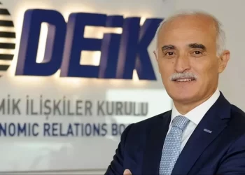 DEİK Başkanı Nail Olpak istikrarlı büyümenin önemine değindi
