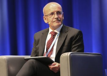 Mehmet Şimşek OVP ile sahalara inecek