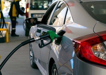 Akaryakıtın litresine 97 kuruş indirim