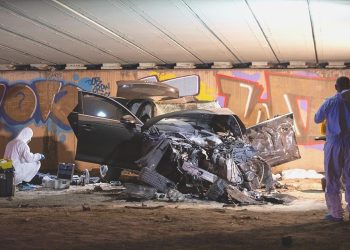 Bahçelievler’de köprü duvarına çarpan arabadaki 4 kişi öldü