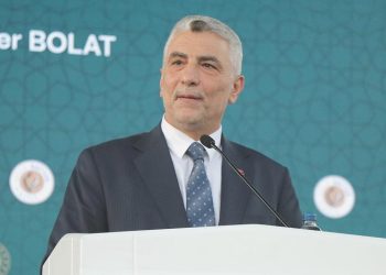 Bakan  Bolat: kooperatiflerine 400 bin liralık ekipman, makine, hibe takviyesi veriyoruz