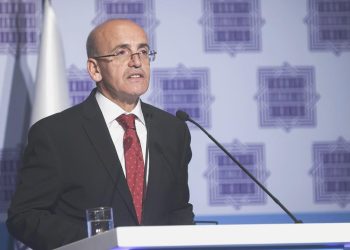 Bakan Şimşek: Fiyat istikrarını sağlamak için gerçekçi amaçlar ortaya koyduk